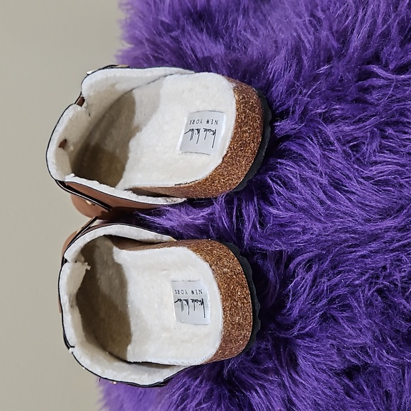 Size 8, Nicole Miller Brown Faux Fur Clogs - Picture 5 of 12